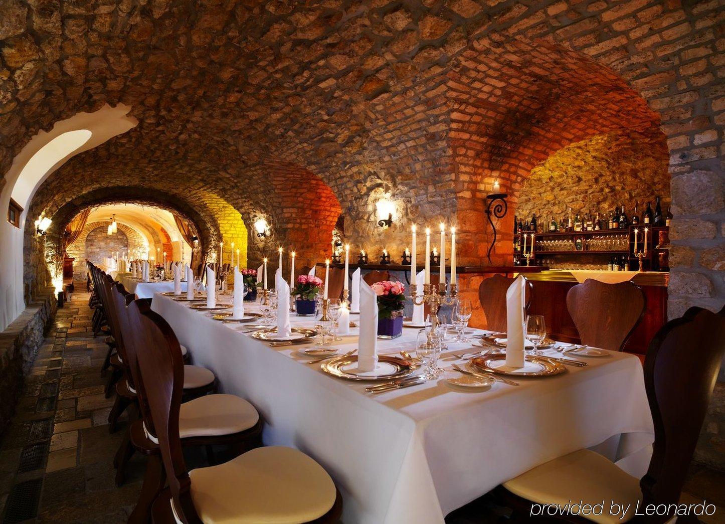 Hotel Schloss Reinhartshausen Eltville am Rhein ภายนอก รูปภาพ