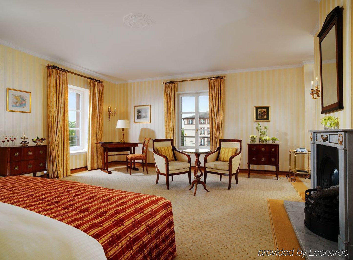 Hotel Schloss Reinhartshausen Eltville am Rhein ภายนอก รูปภาพ