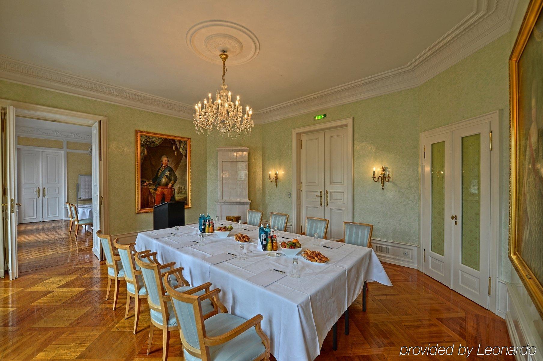 Hotel Schloss Reinhartshausen Eltville am Rhein ภายนอก รูปภาพ