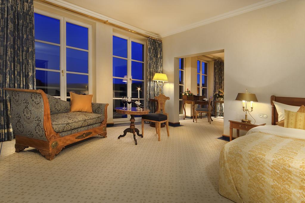 Hotel Schloss Reinhartshausen Eltville am Rhein ห้อง รูปภาพ
