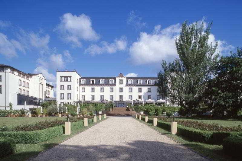 Hotel Schloss Reinhartshausen Eltville am Rhein ภายนอก รูปภาพ